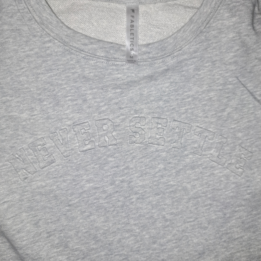 Fabletics Medium Heather Gray Cropped Sweatshirt … - image 3